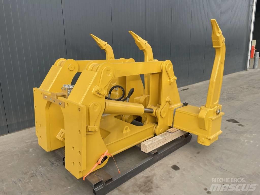Komatsu D85 Rozrývače
