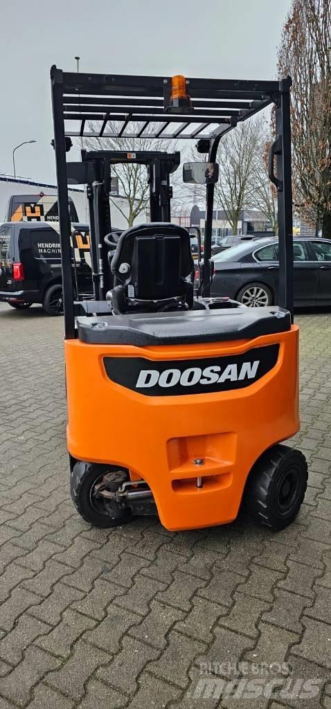 Doosan B 25 X-7 Akumulátorové vozíky