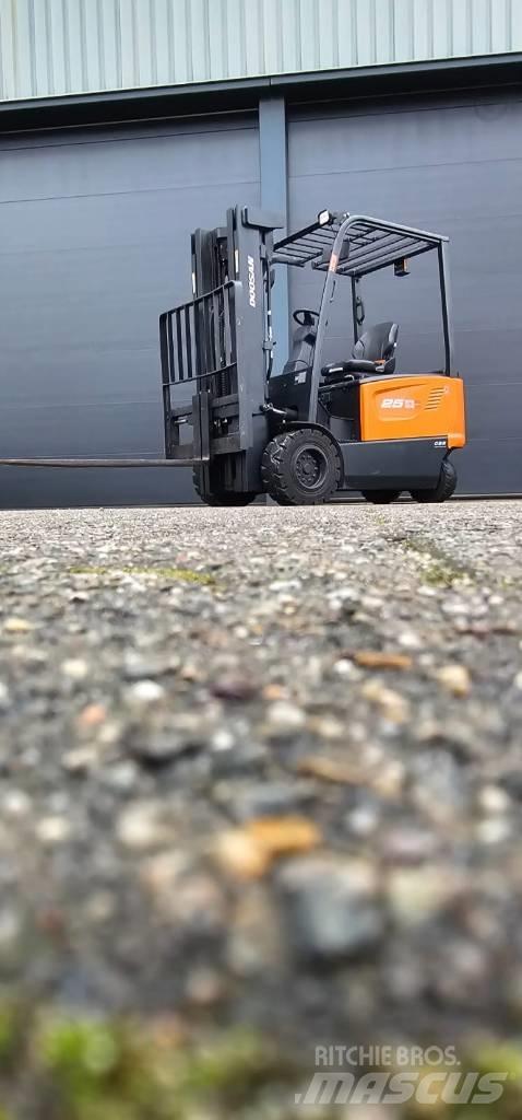 Doosan B 25 X-7 Akumulátorové vozíky
