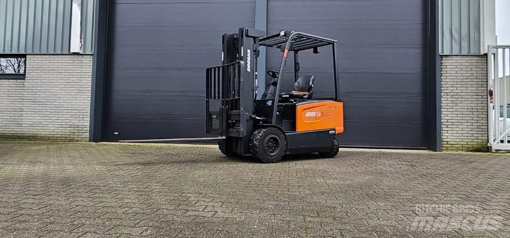 Doosan B 25 X-7 Akumulátorové vozíky