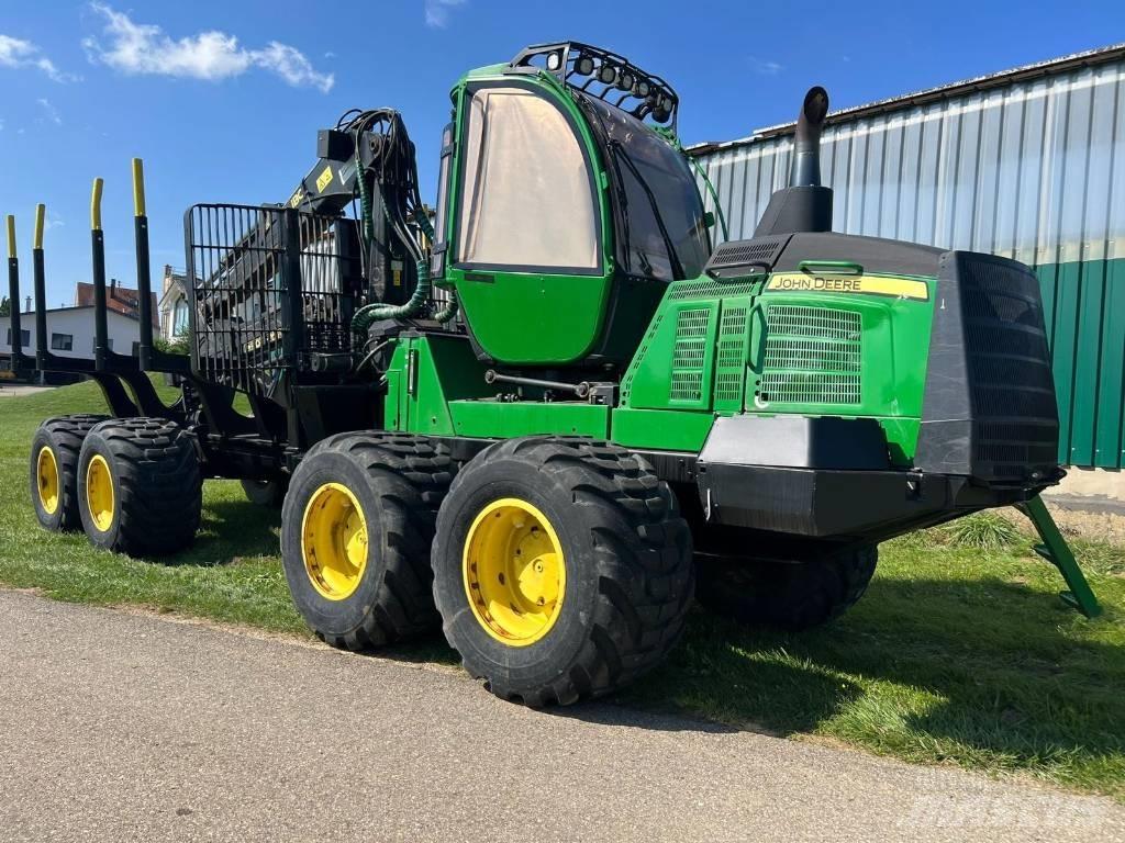 John Deere 1510 G Lesné traktory