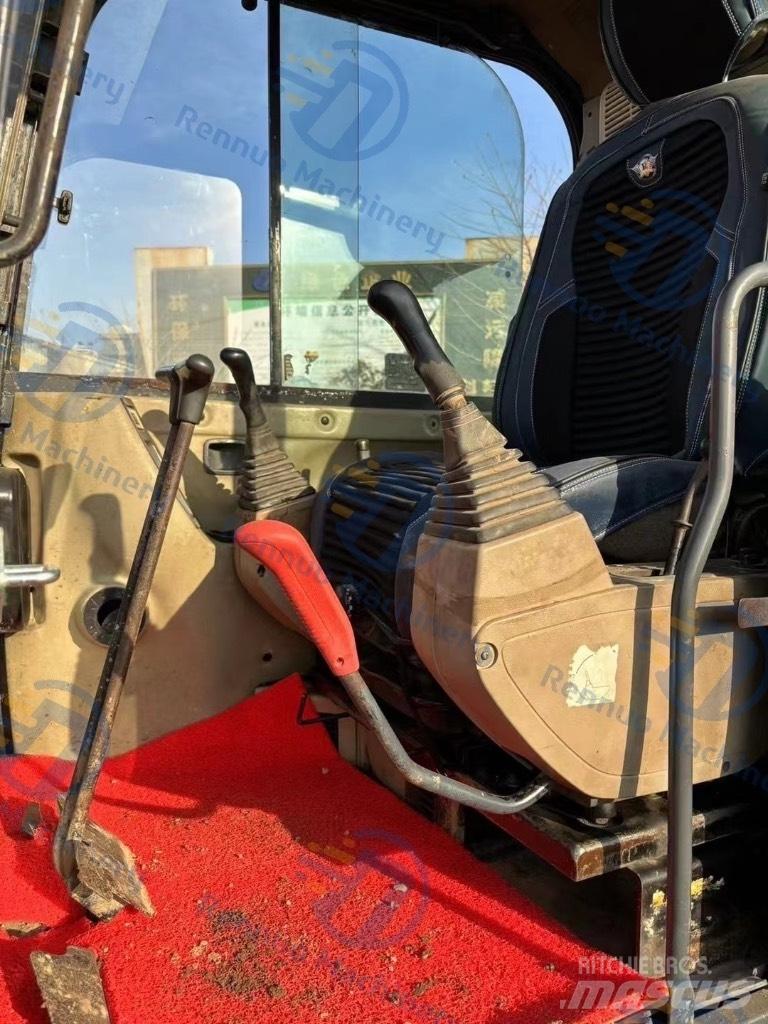Doosan DH 60 Pásové rýpadlá
