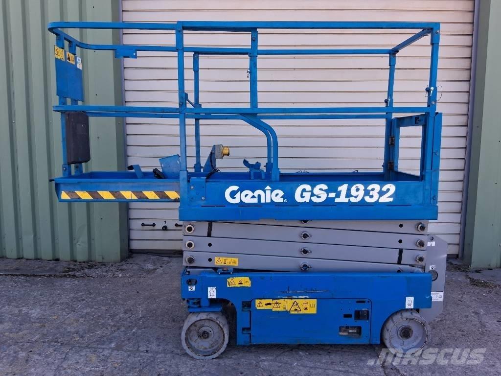 Genie GS 1932 Nožnicové zdvíhacie plošiny