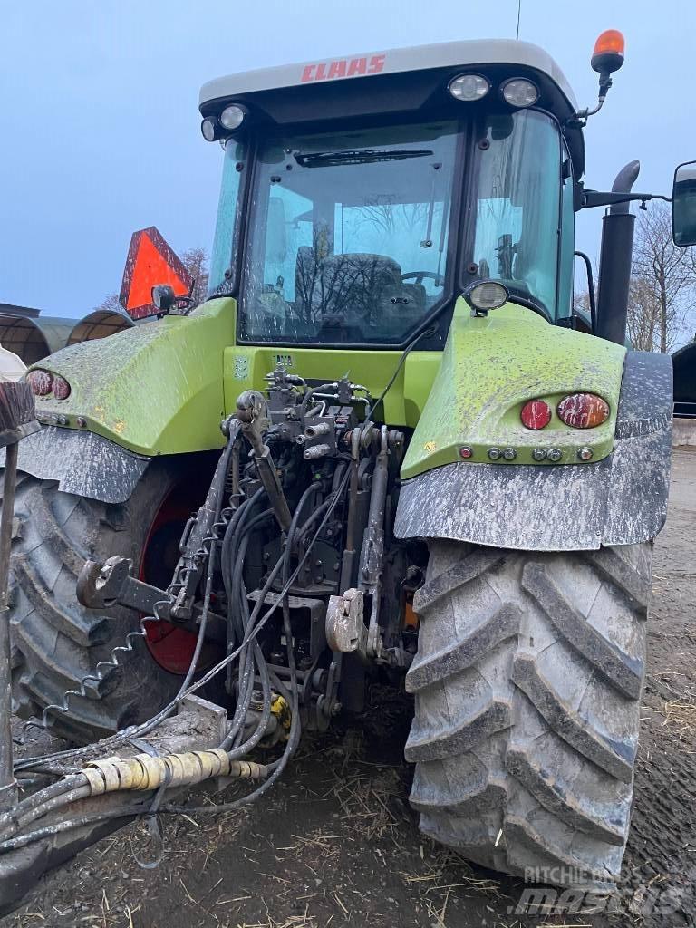CLAAS Arion 640 Traktory