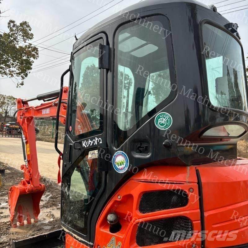 Kubota U 30 Mini rýpadlá < 7t