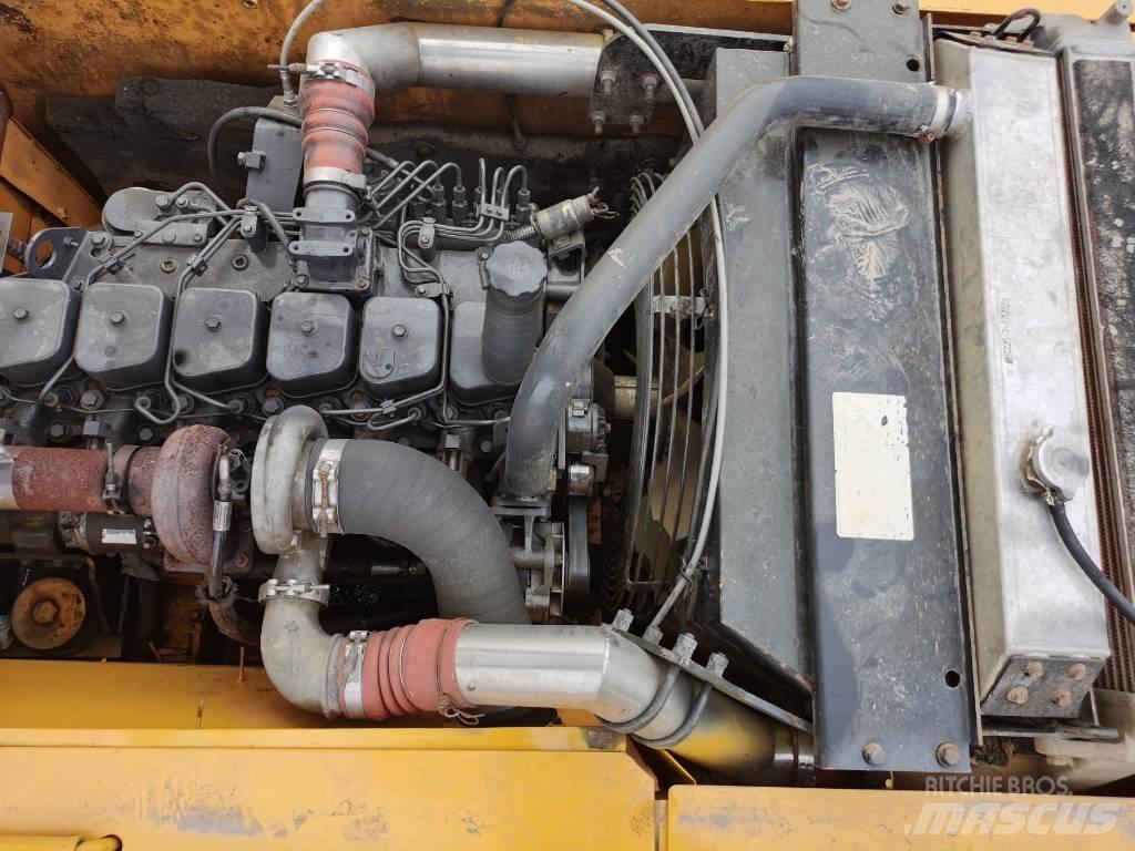 Hyundai R225LC-7 Pásové rýpadlá