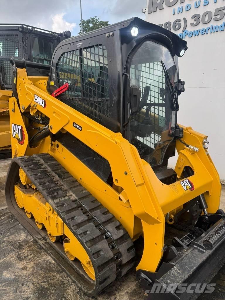 CAT 259 D3 Šmykom riadené nakladače