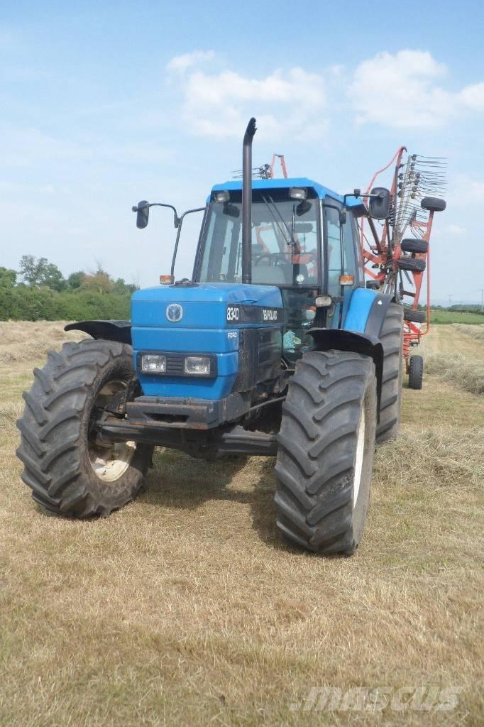 New Holland 8340 Traktory