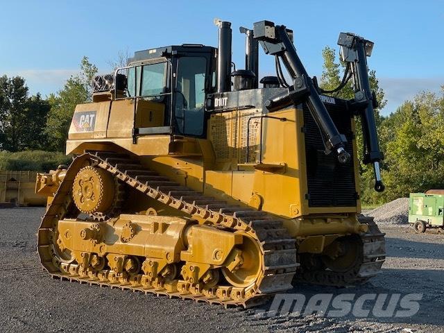 CAT D 10 T Pásové dozéry