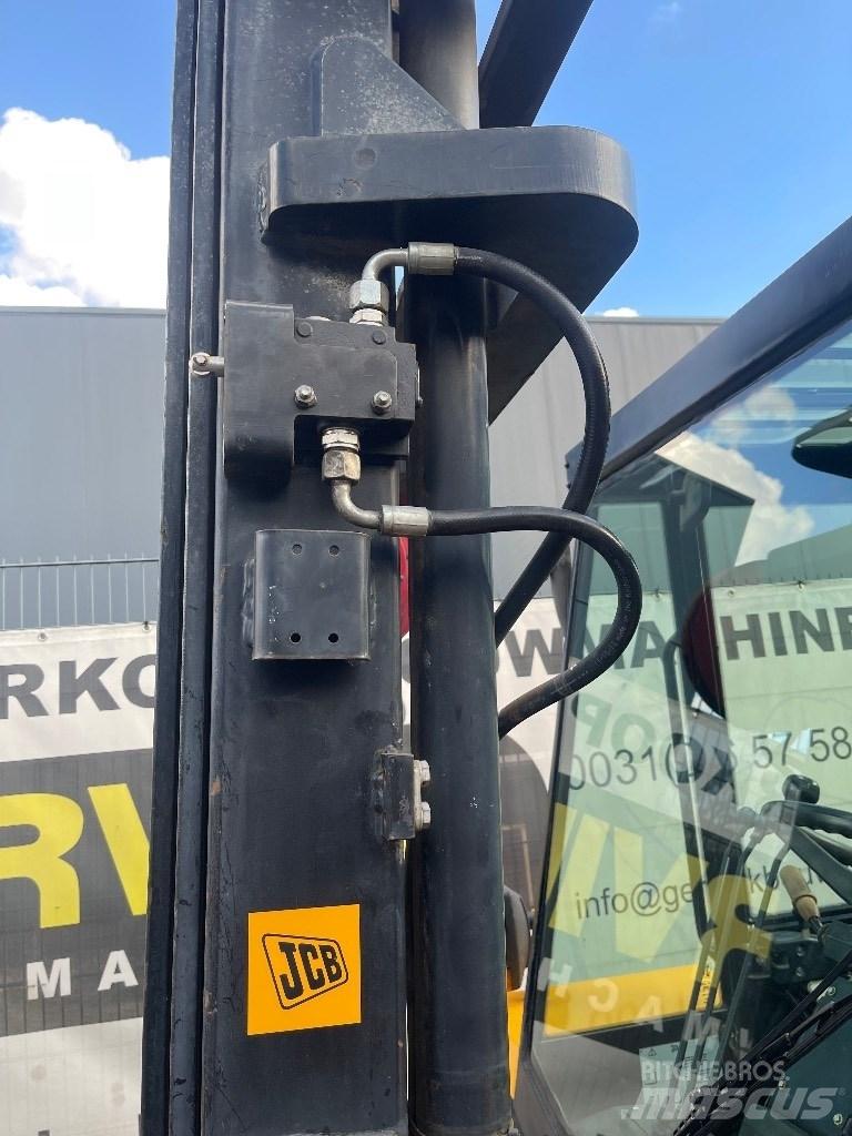 JCB 930 Terénne vysokozdvižné vozíky