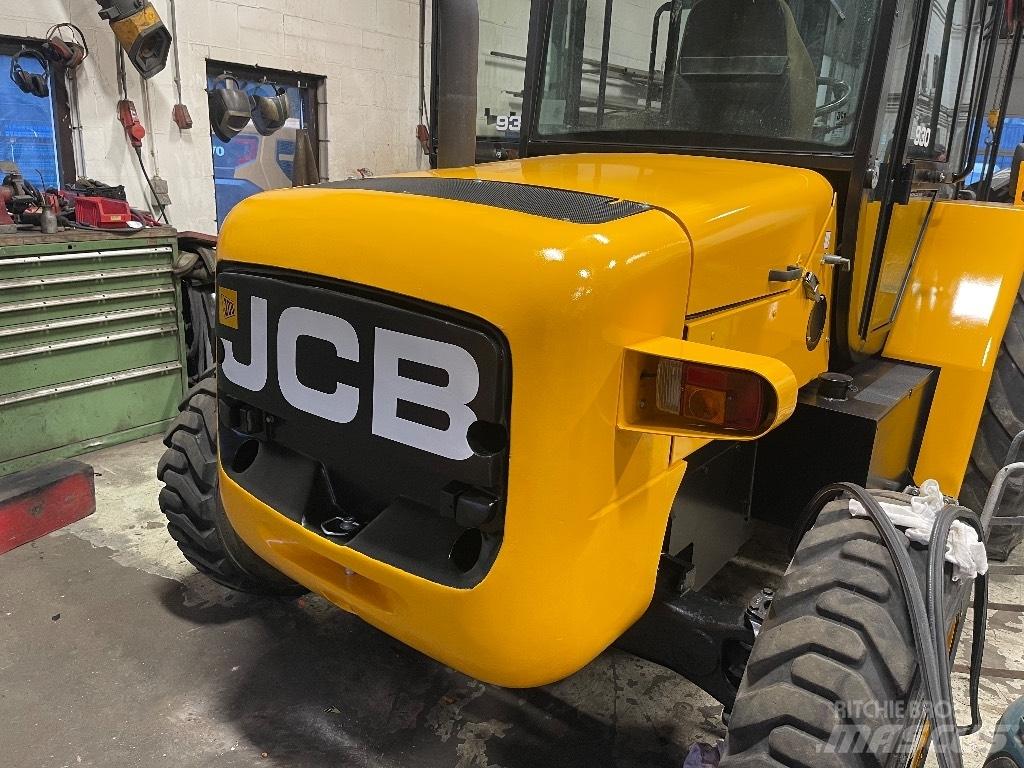 JCB 930 Terénne vysokozdvižné vozíky
