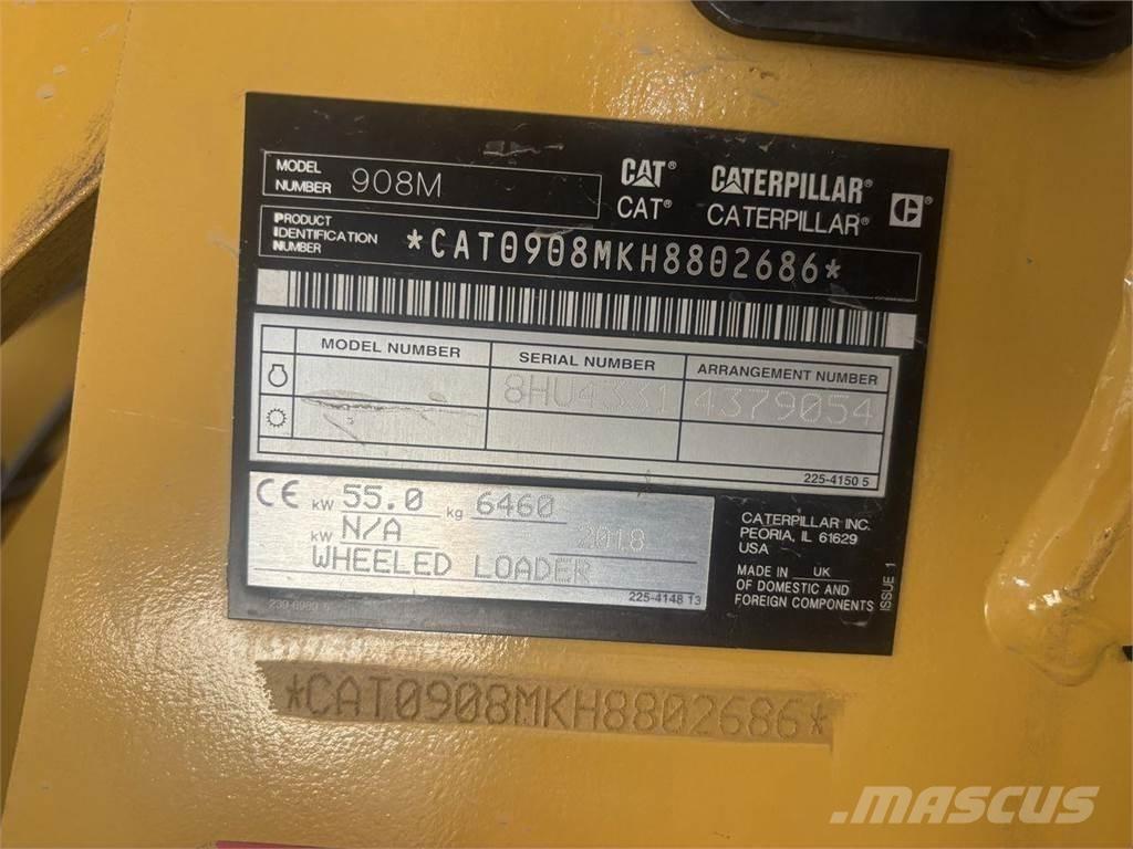 CAT 908M Viacúčelové nakladače
