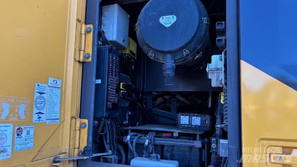 Volvo EC 350 EL Pásové rýpadlá