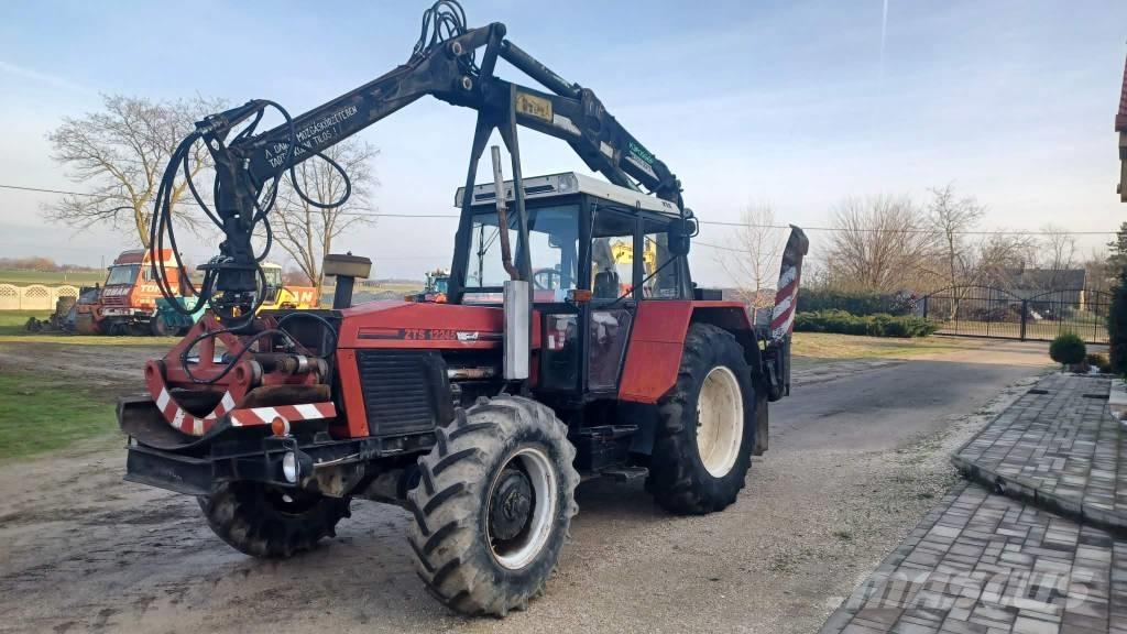Zetor 12245 Lesné traktory