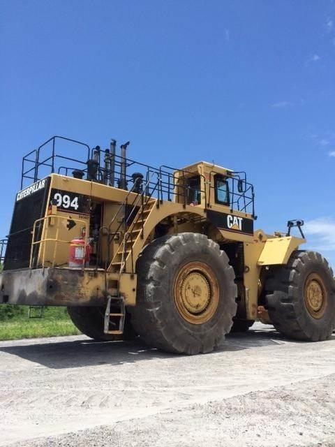 CAT 994 Kolesové nakladače