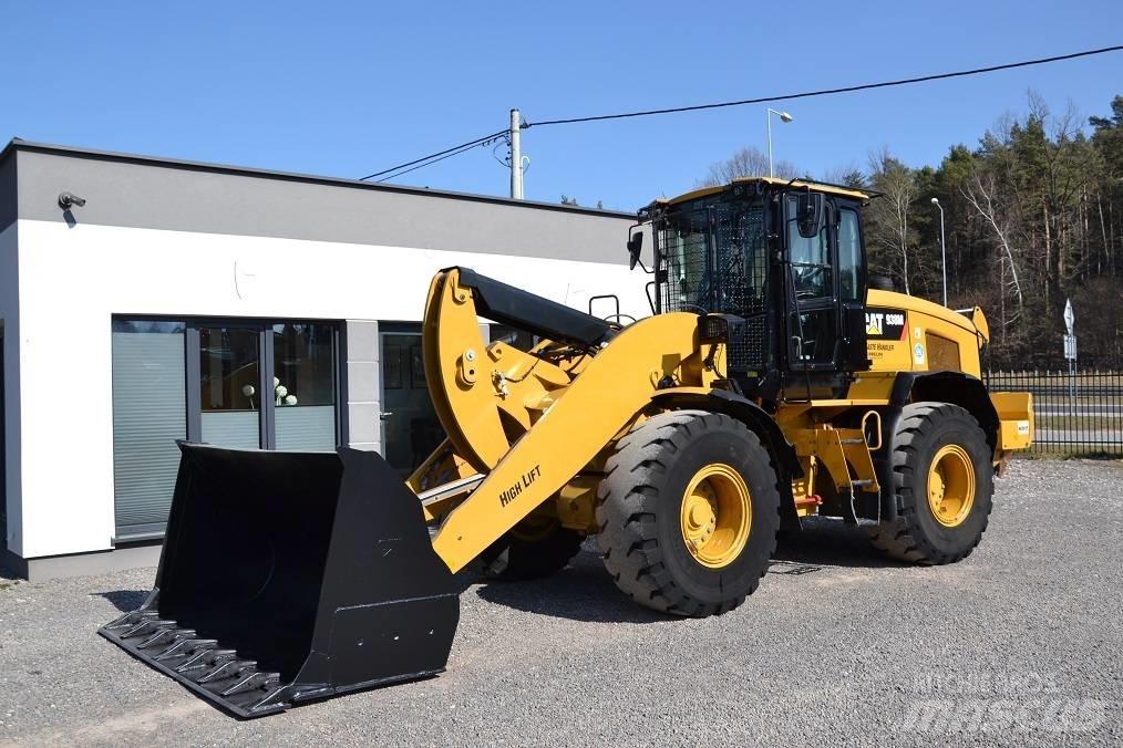 CAT 938 M Kolesové nakladače