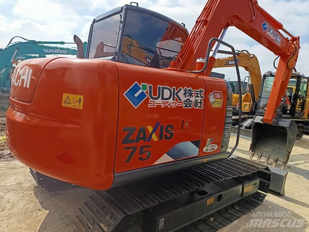 Hitachi ZX 70 Pásové rýpadlá