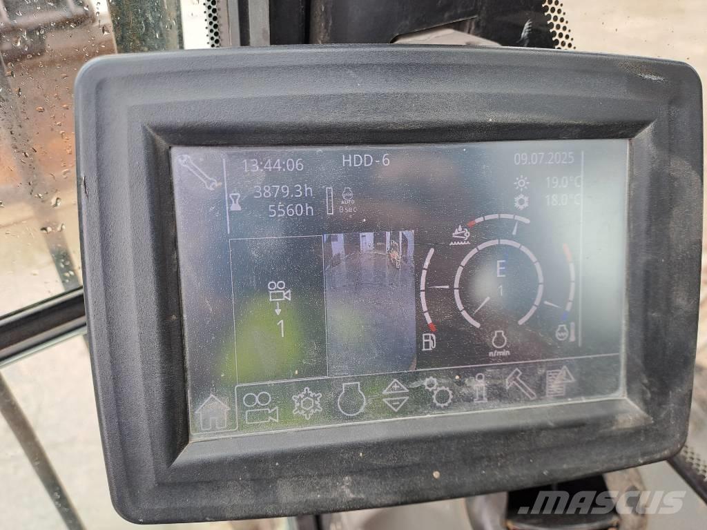 Liebherr R 946 Pásové rýpadlá