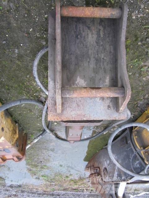 Atlas Copco SB 702 Búracie kladivá / Zbíjačky