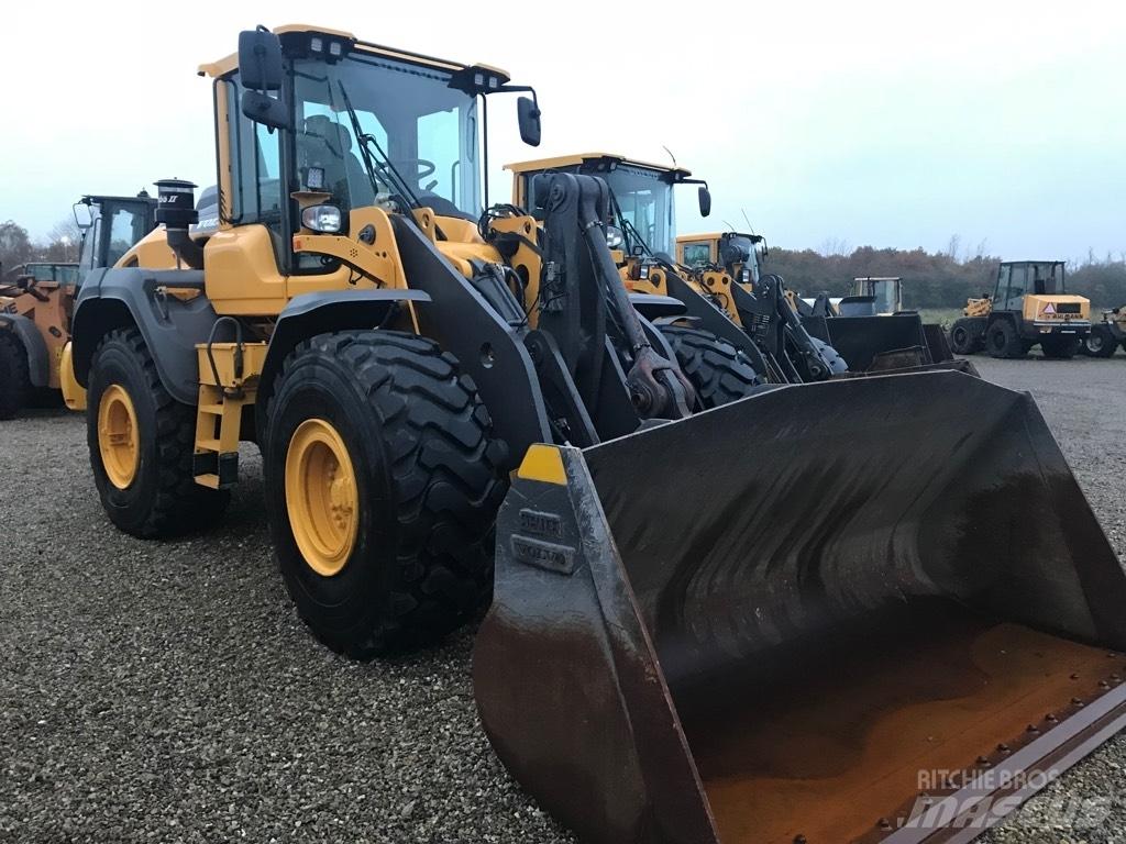 Volvo L120H Kolesové nakladače