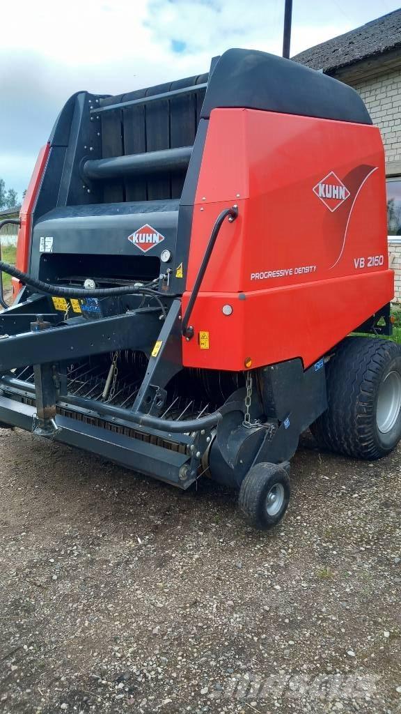 Kuhn VB 2160 Lisy na okrúhle balíky