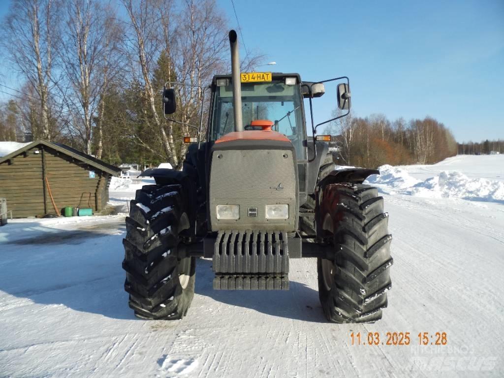 Valtra Valmet 8400 Traktory