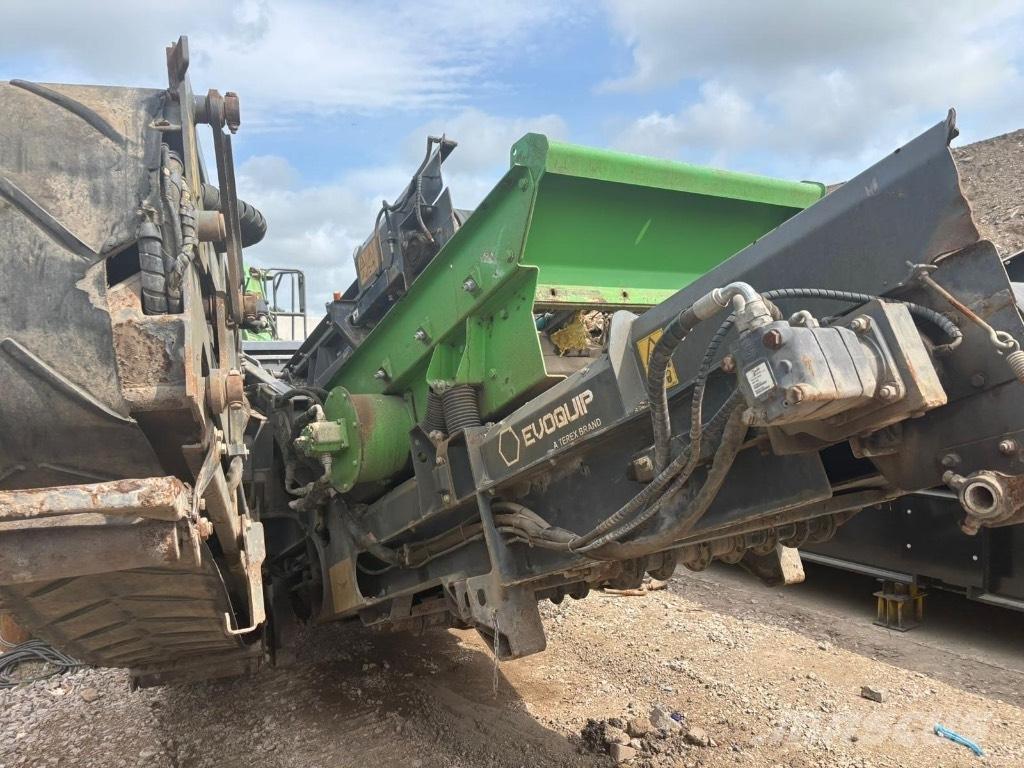 EvoQuip Cobra 230R Mobilné drviče