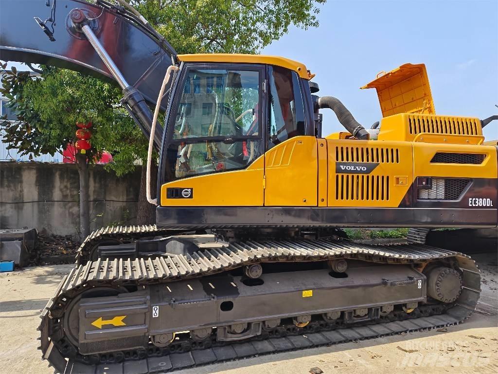 Volvo EC 380 D L Pásové rýpadlá
