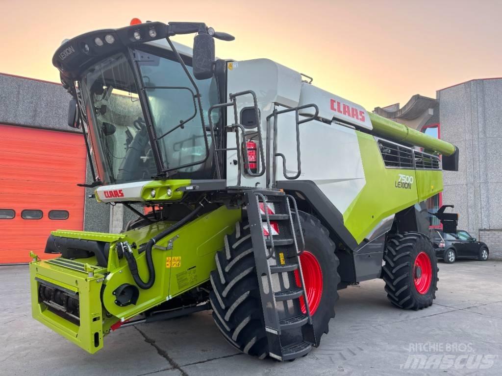 CLAAS Lexion 7500 Kombinované zberacie stroje