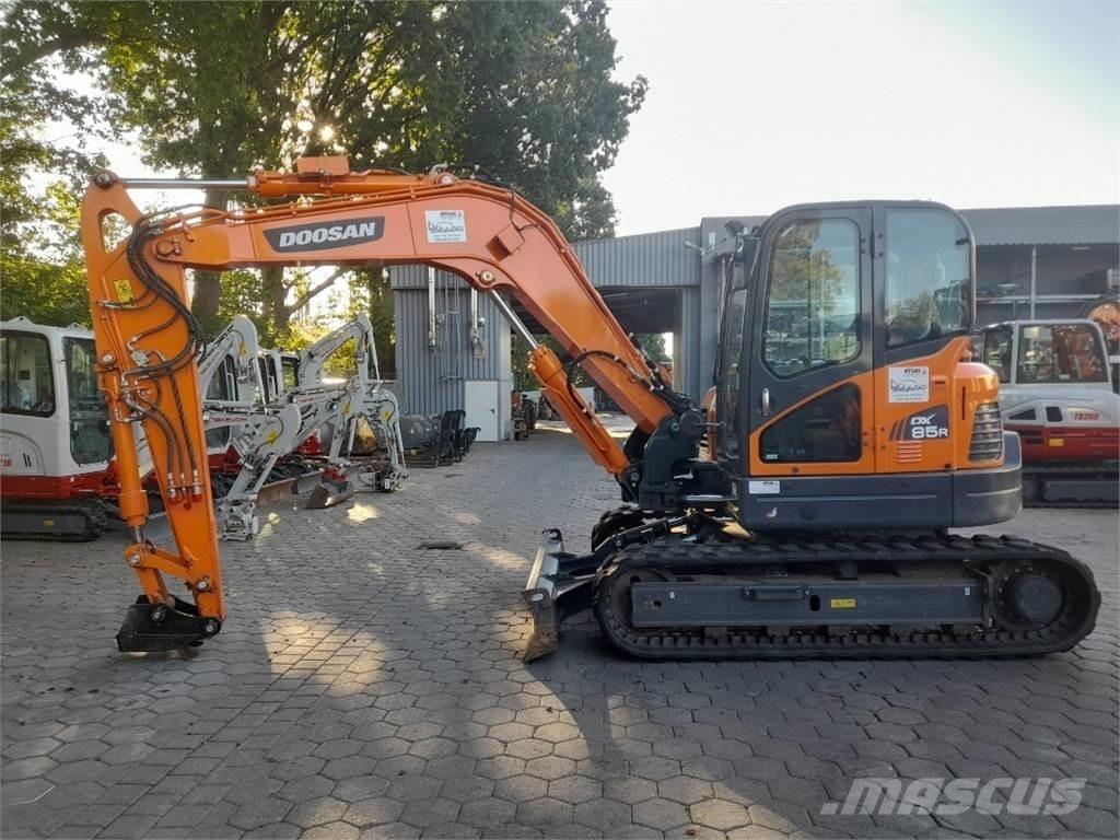 Doosan DX85R-3 Midi rýpadlá 7 t - 12 t