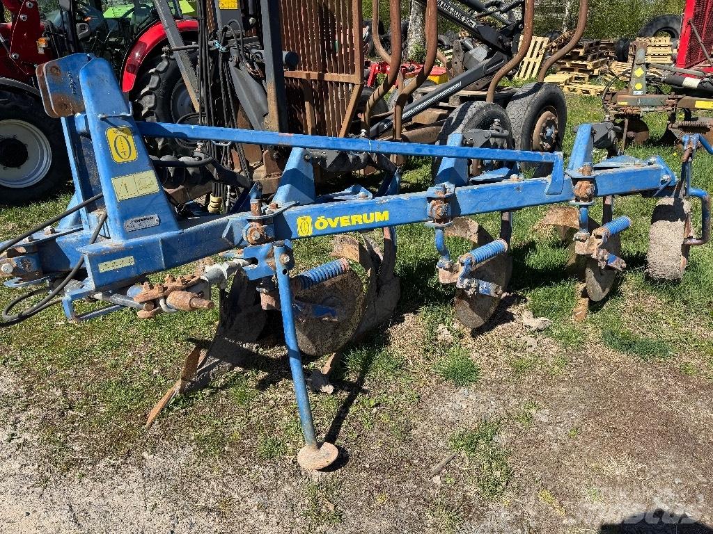 Överum CT 488 G Konvenčné pluhy