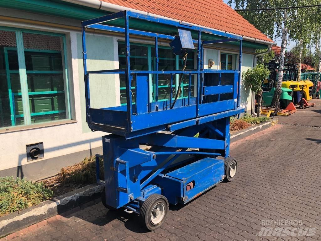 UpRight SL20   V-3296 Vertikálne stĺpové výťahy
