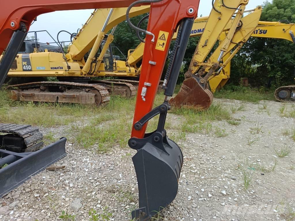 Kubota KX 155 Pásové rýpadlá