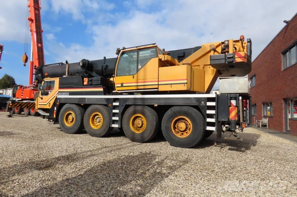 Liebherr LTM 1060-2 Univerzálne terénne žeriavy