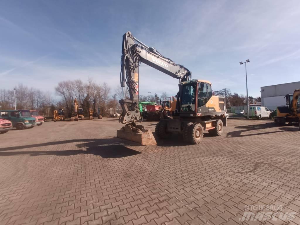 Volvo EW 180 E Kolesové rýpadlá