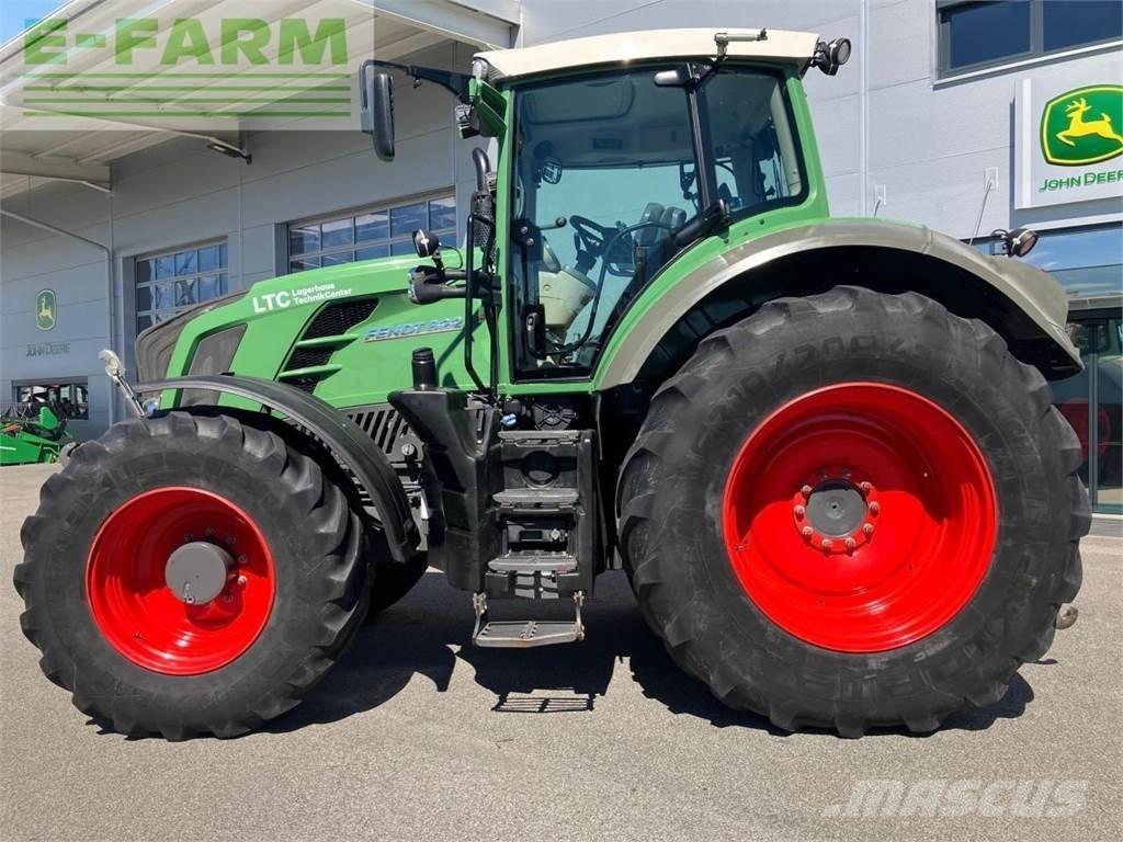 Fendt 822 Vario Traktory