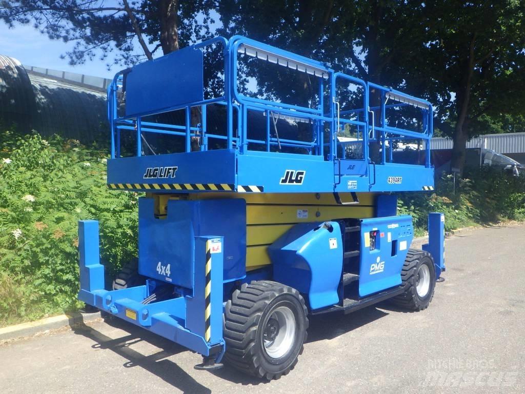 JLG 4394RT Nožnicové zdvíhacie plošiny