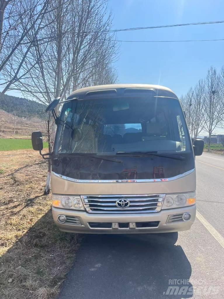 Toyota Coaster Medzimestské autobusy