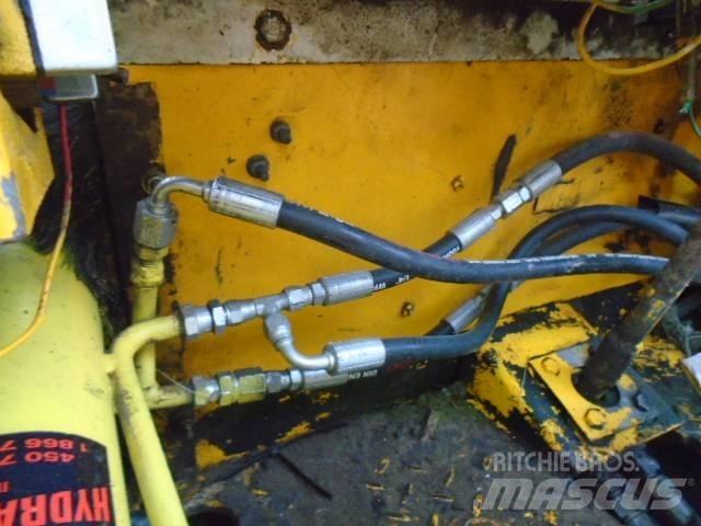 JCB 930-4 Terénne vysokozdvižné vozíky