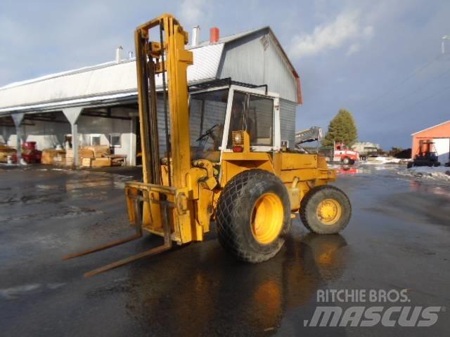 JCB 930-4 Terénne vysokozdvižné vozíky
