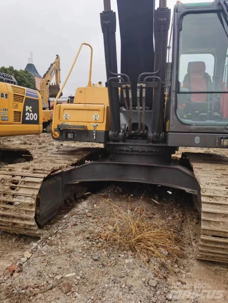 Volvo EC 210 DL Pásové rýpadlá