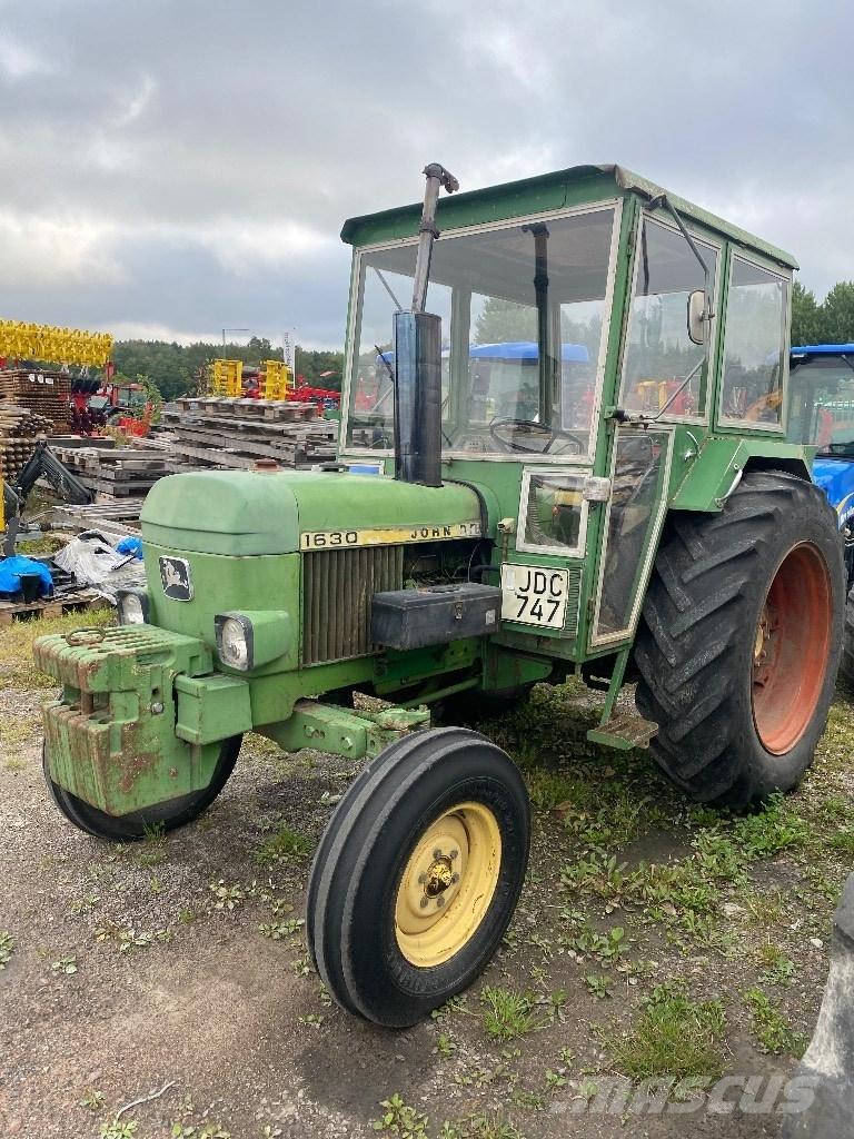 John Deere 1630 Traktory