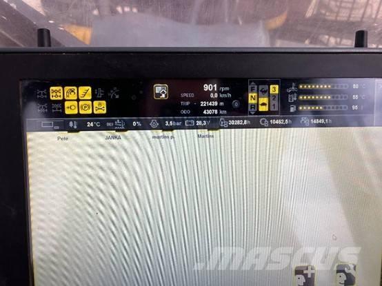 Ponsse Buffalo 8W Lesné traktory