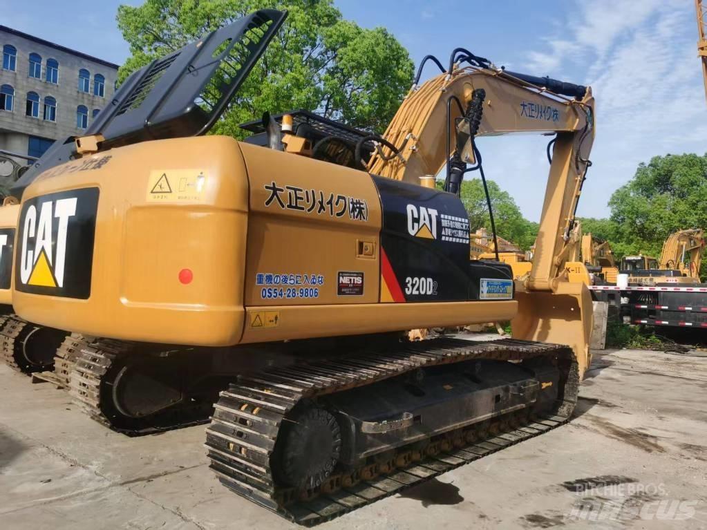 CAT 320d2 Pásové rýpadlá