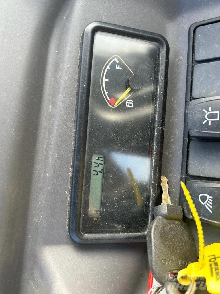 Volvo EC 15 E Mini rýpadlá < 7t