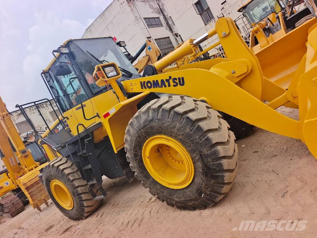 Komatsu WA 380 Kolesové rýpadlá