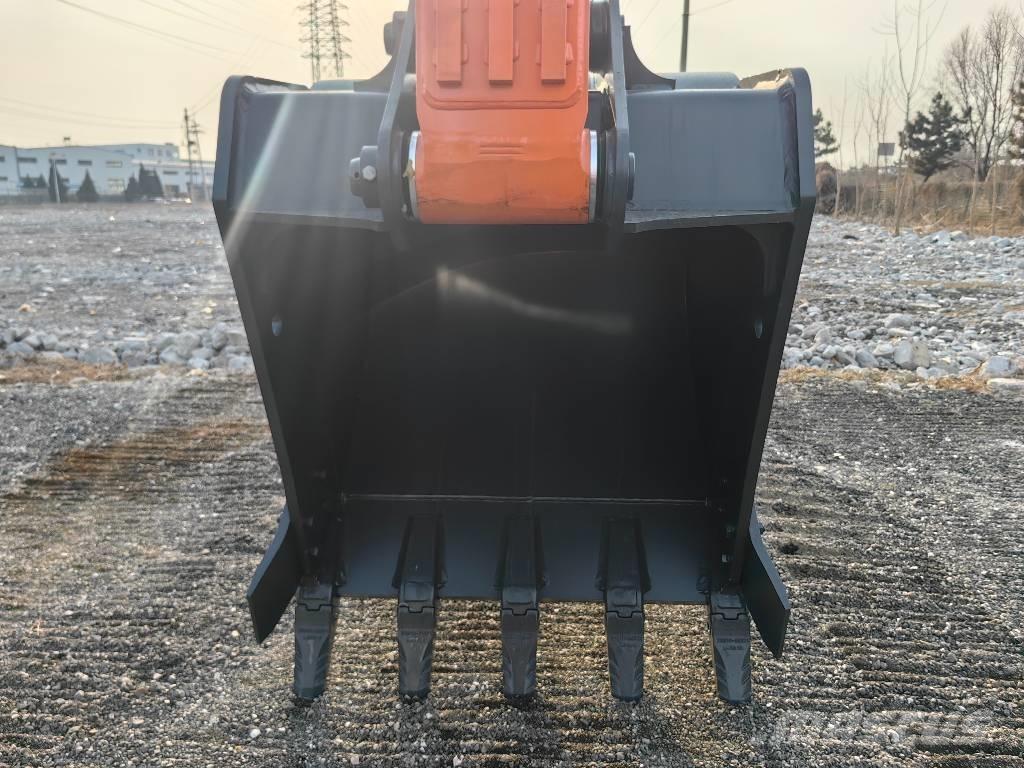 Doosan DX225 Pásové rýpadlá