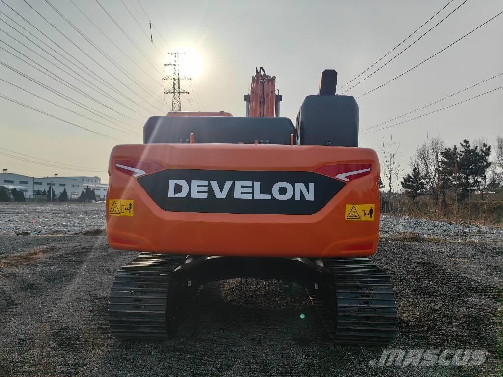 Doosan DX225 Pásové rýpadlá