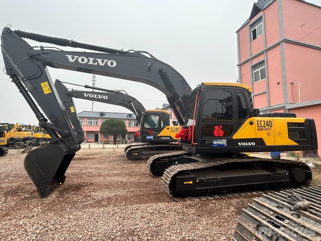 Volvo EC 240 Pásové rýpadlá
