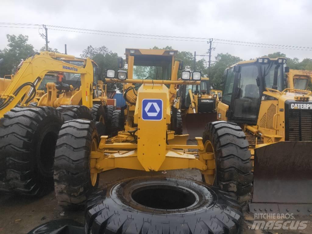 XCMG GR 180 Grejdery